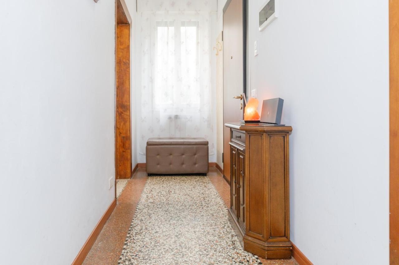 Gozzi House - Comoda Casa - Free Parking - Easy To Venice! Местре Екстериор снимка